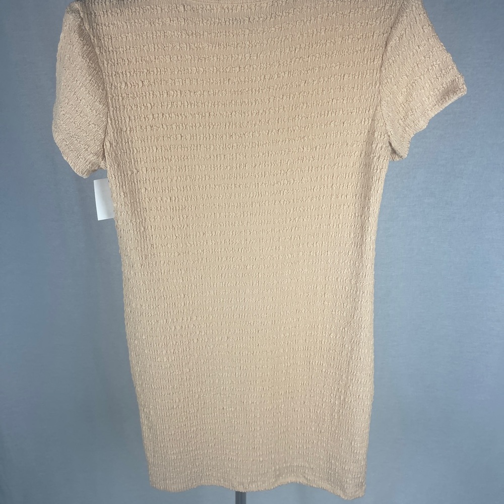 Elodie Textured Short Sleeve Dress in Sand size large NWT - Picture 7 of 7